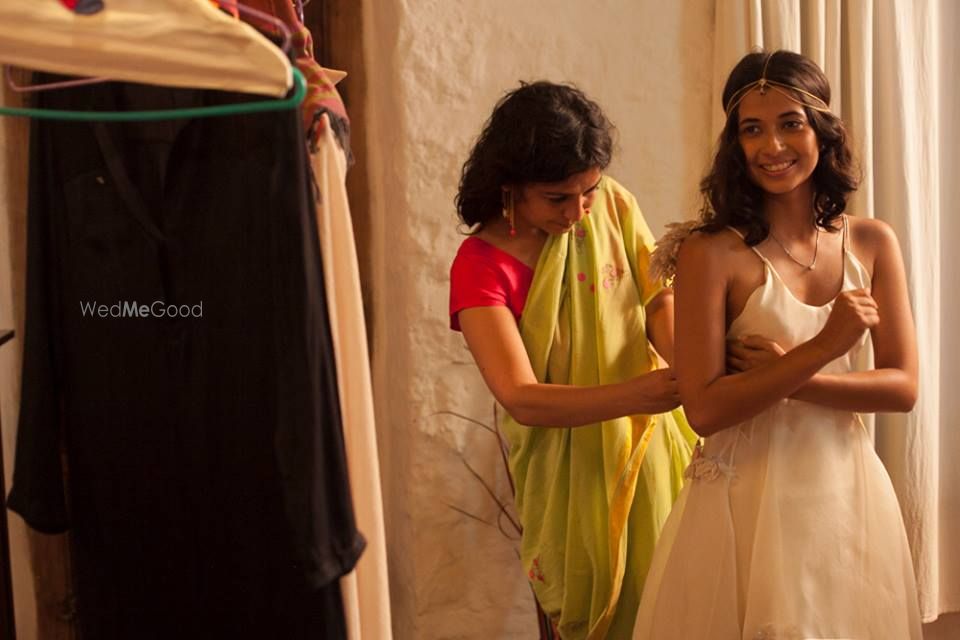 Photo From The MINIMALISTIC BRIDE_Diya's Chilled out Wedding - By Nivritti Chandra