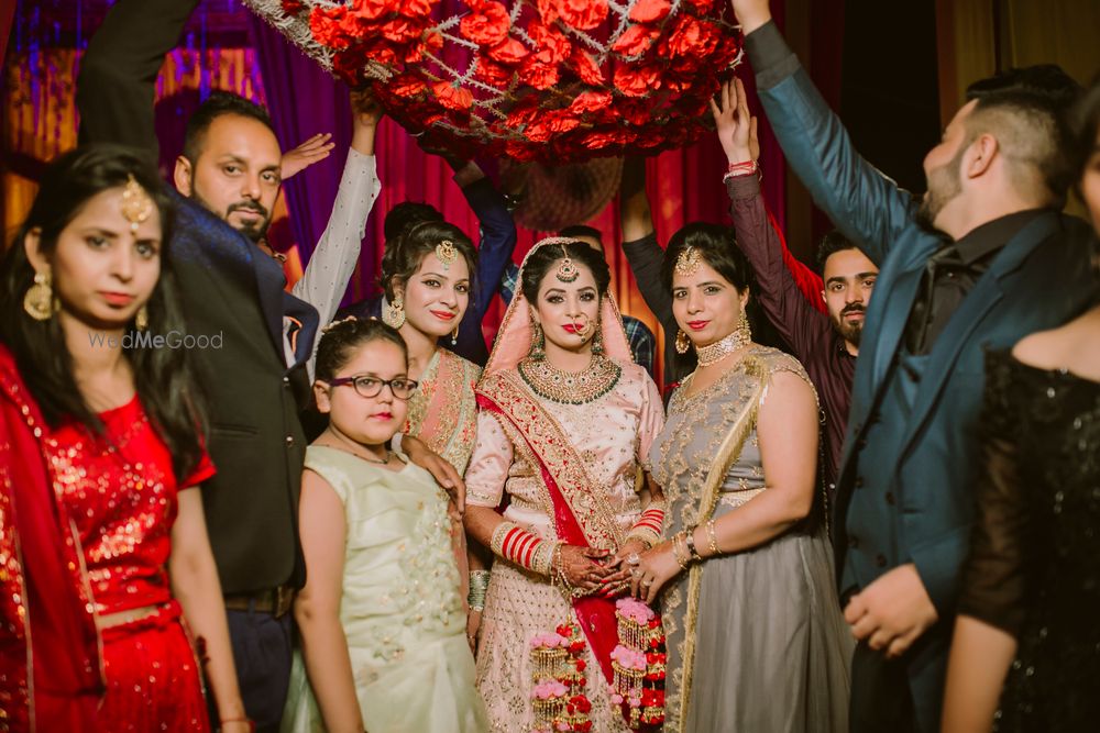 Photo From lovish & divya - By Jassi Photography