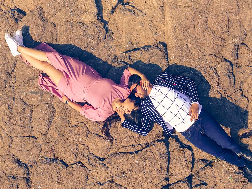 Photo From Chandra & Monika Pre-wedding|   Nashik - By iPic Frames