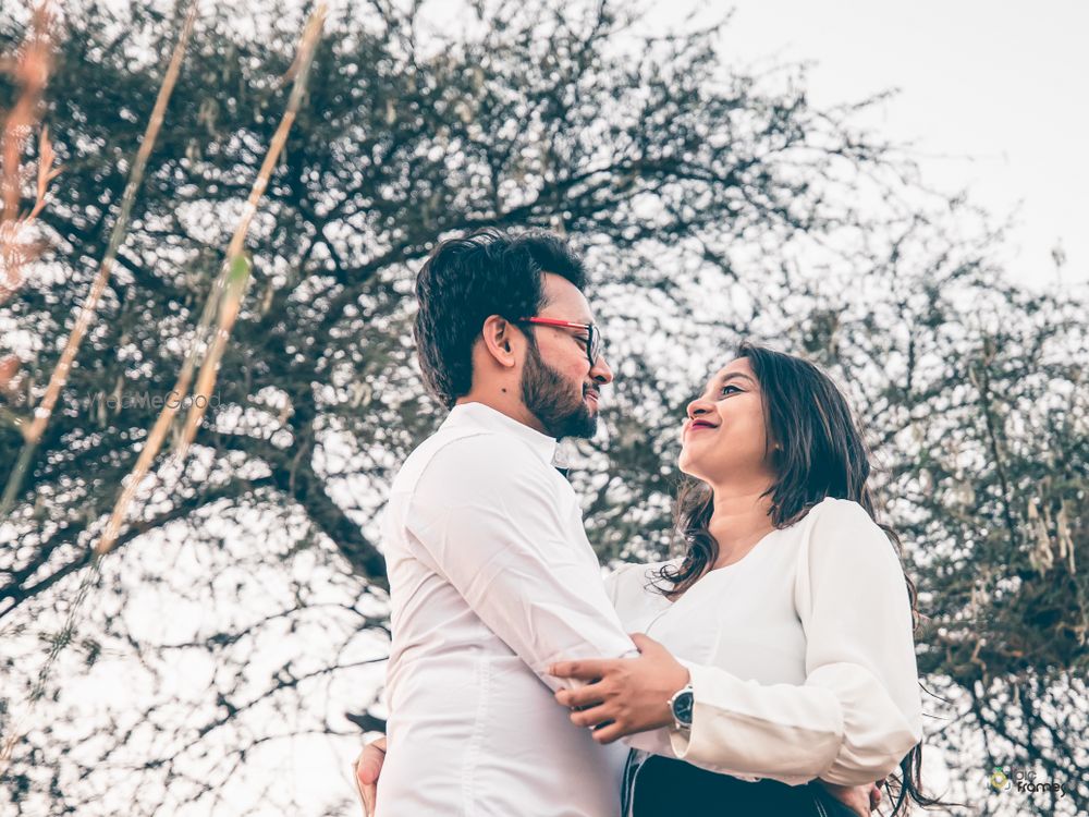 Photo From Chandra & Monika Pre-wedding|   Nashik - By iPic Frames