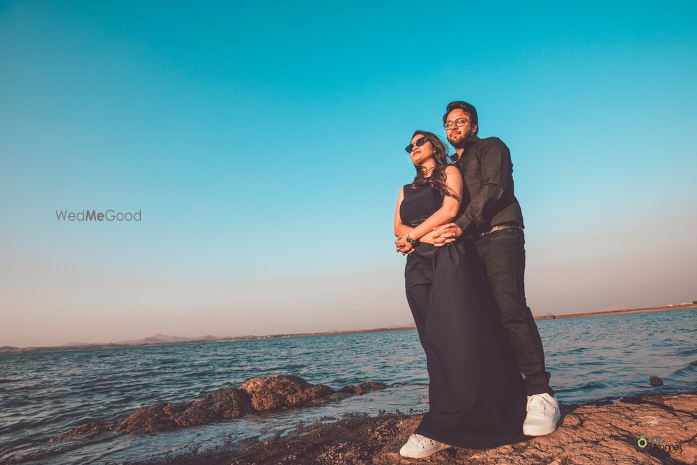 Photo From Chandra & Monika Pre-wedding|   Nashik - By iPic Frames