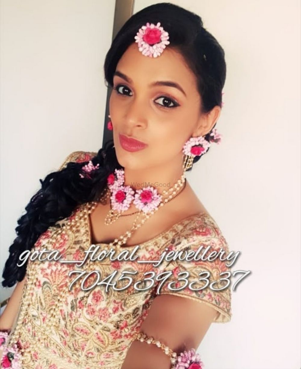 Photo From pretty mom to be - By Gota Floral Jewellery by Sana