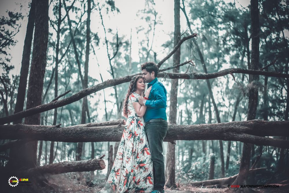 Photo From Prewedding - By Alapon Photography