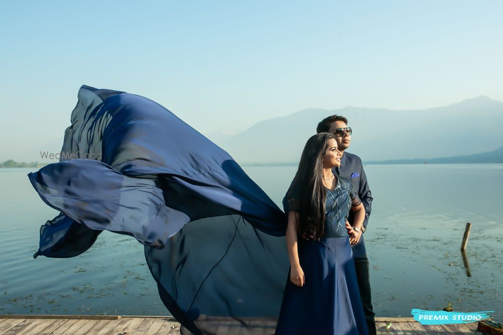 Photo From Gulmarg / Dal Lake Pre Wedding - By Premix Studio