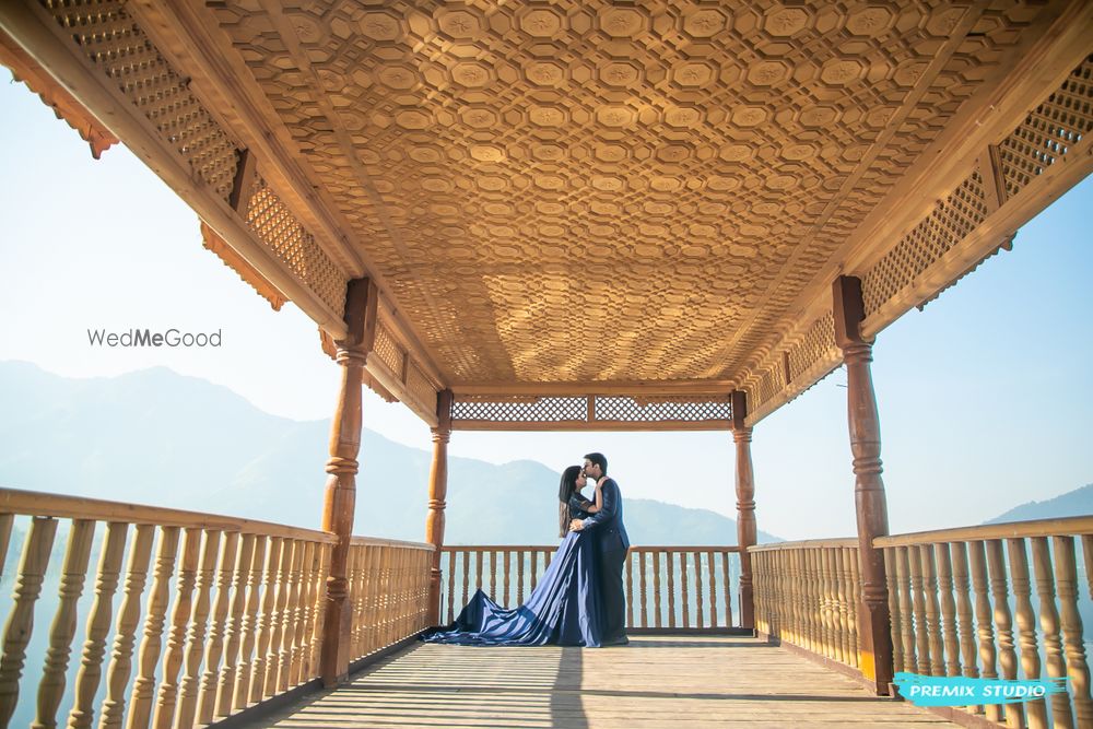 Photo From Gulmarg / Dal Lake Pre Wedding - By Premix Studio