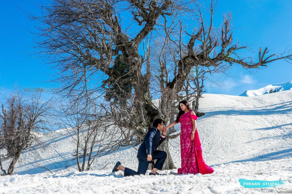 Photo From Gulmarg / Dal Lake Pre Wedding - By Premix Studio