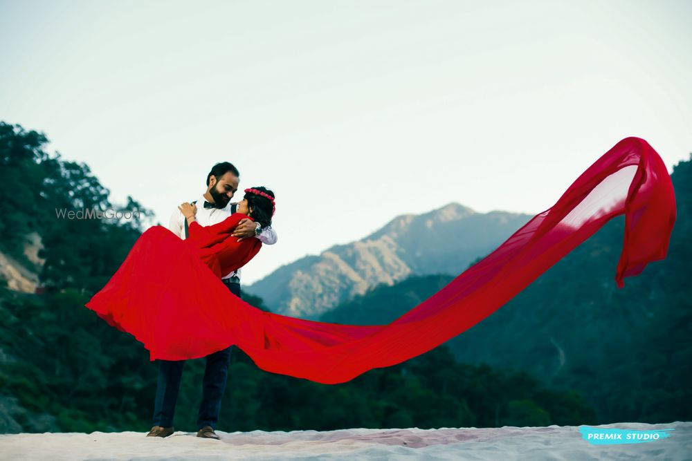 Photo From Rishikesh Pre Wedding - By Premix Studio