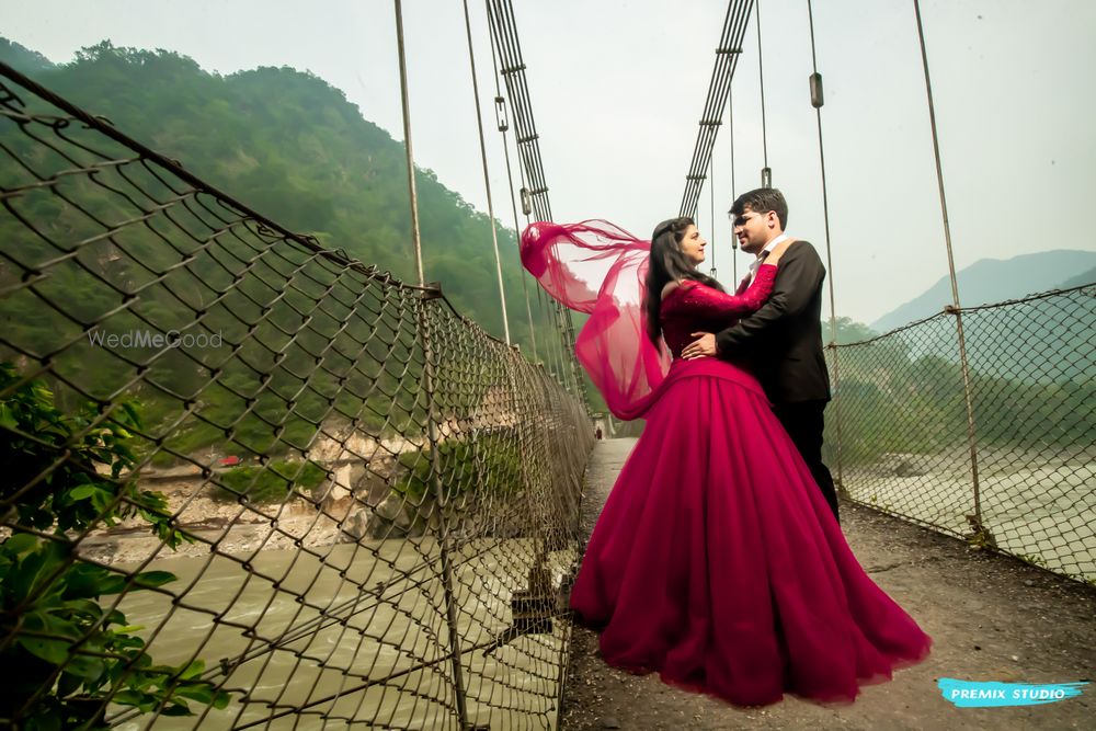 Photo From Rishikesh Pre Wedding - By Premix Studio