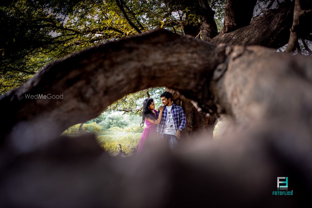 Photo From Pre wedding - By Fotoflics