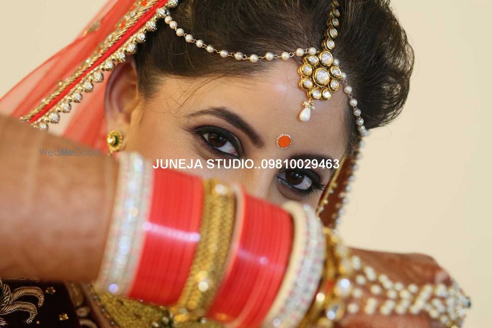 Photo From The Naturalistic Punjabi Bride Bhavika looked lovely on her Sangeet & Wedding - By Nivritti Chandra