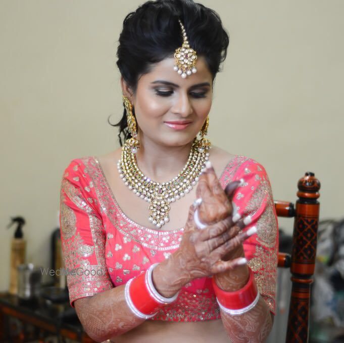 Photo From The contemporary Bengali Bride_Supriya's Wedding and Reception look  - By Nivritti Chandra