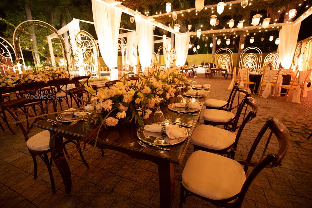 Photo From City of Lights - Reception  - By Gautmi Khanna Designs