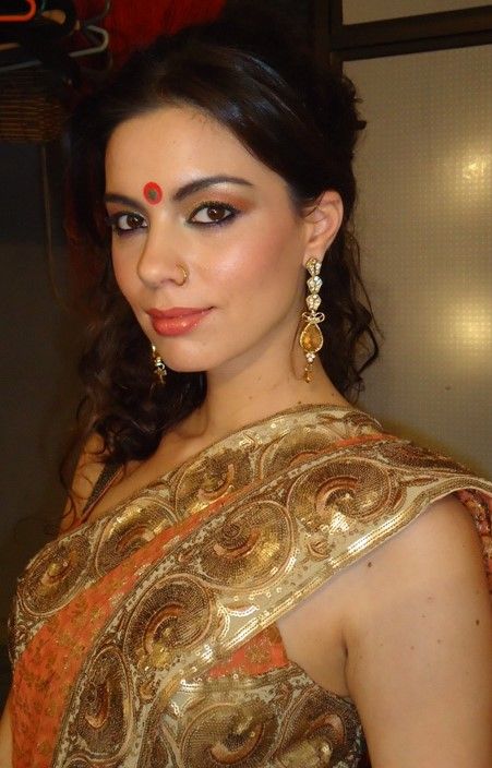 Photo From Party Makeup looks for Indian Functions_phone clicks - By Nivritti Chandra