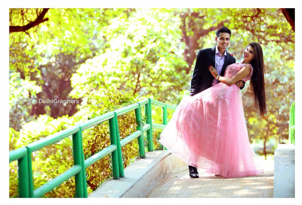 Photo From Pre-wedding of Ruchika & Shivam - By Delhigraphers Production 