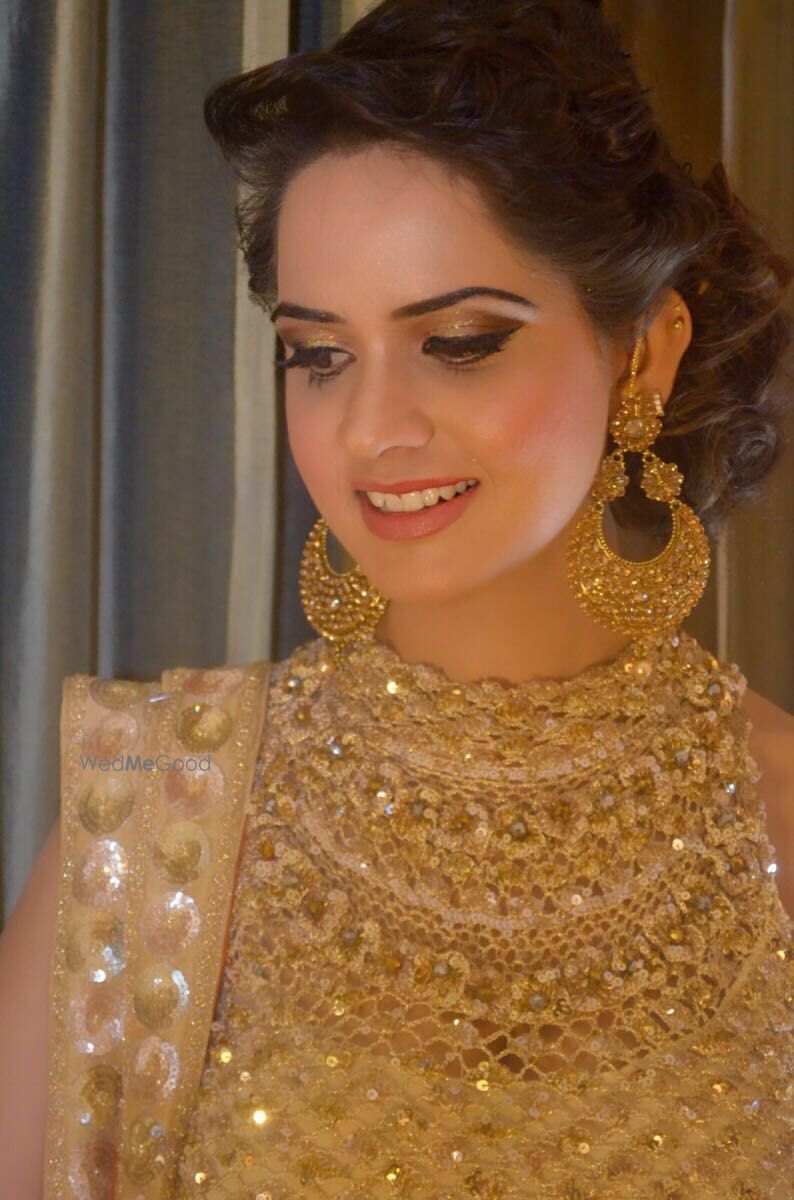 Photo From Engagement and Party Makeups - By Poonam Sharma Gosain Makeovers