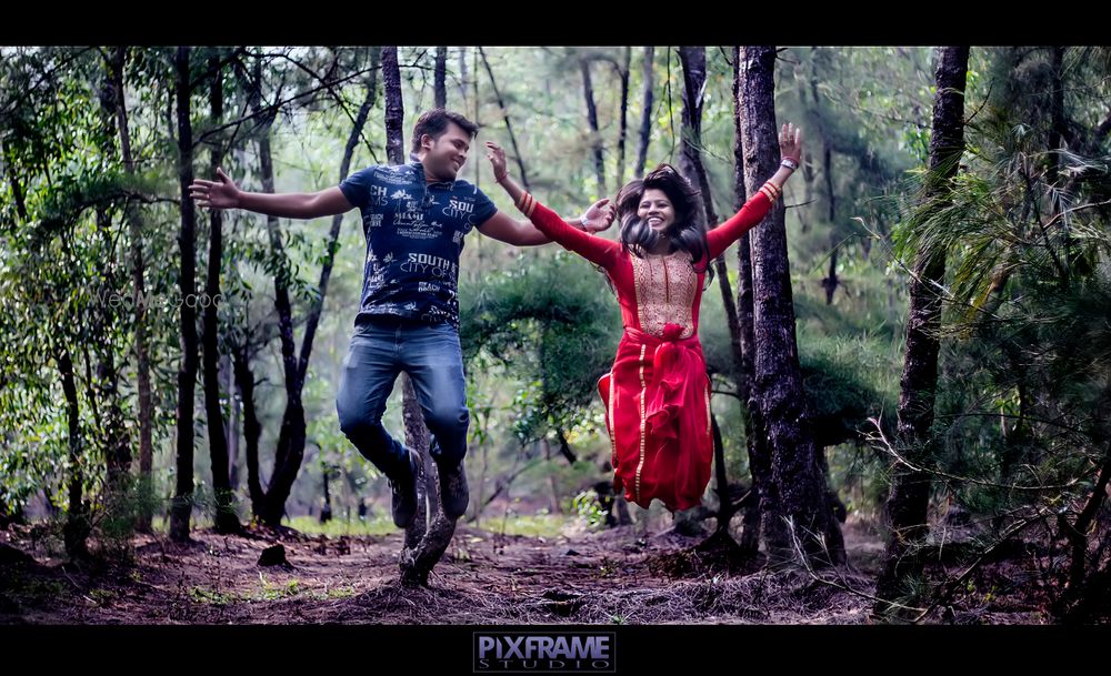 Photo From Pre wedding - By Pixframe Studio