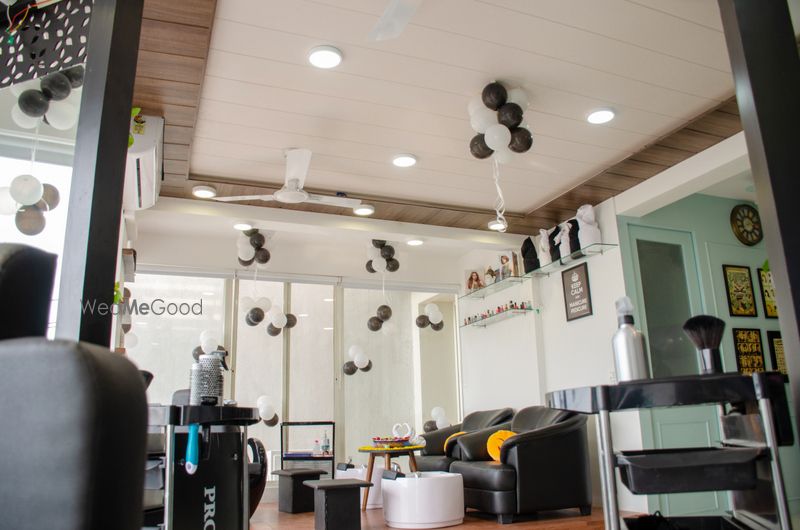 Photo From THE GLAMOURRA SALON - By The Glamourra by Seemi Sisosdiya