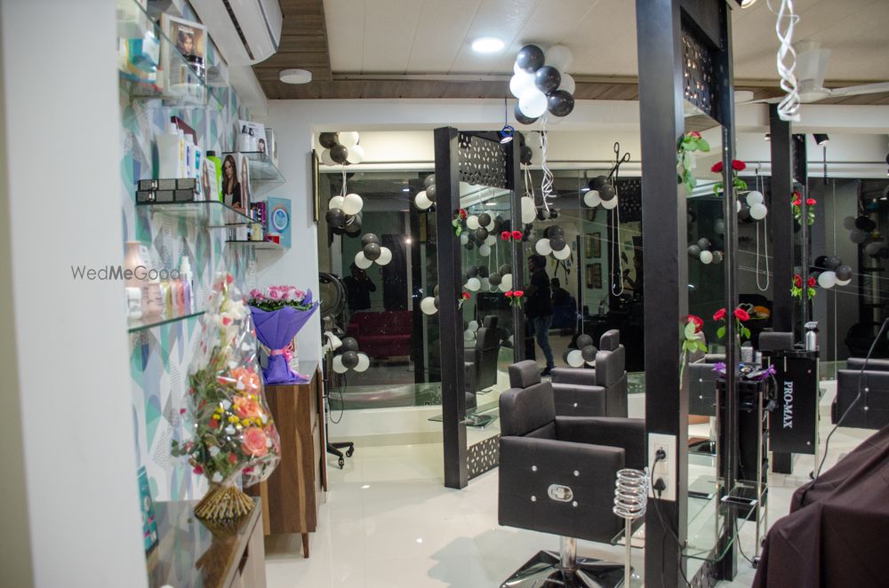 Photo From THE GLAMOURRA SALON - By The Glamourra by Seemi Sisosdiya