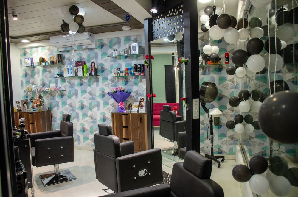 Photo From THE GLAMOURRA SALON - By The Glamourra by Seemi Sisosdiya