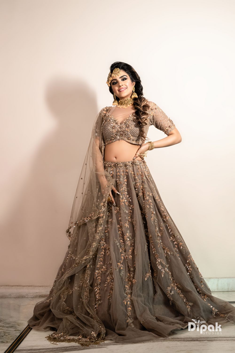 Photo From Engagement / Reception look shoot with dalmia fashion - By Gunjan Dipak Makeovers