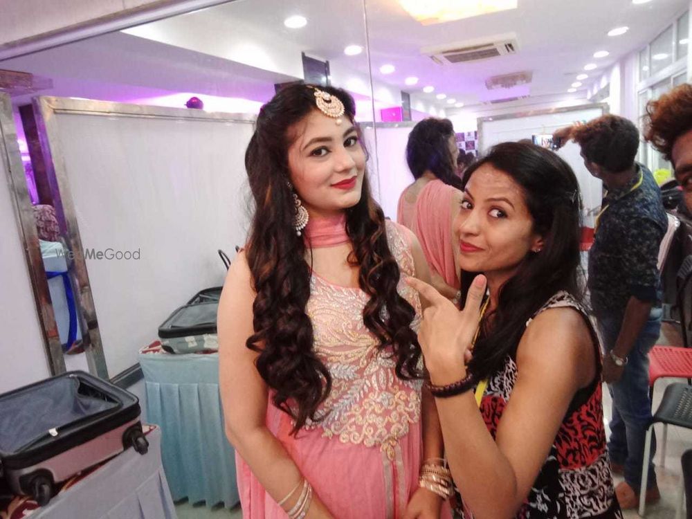 Photo From Party Makeup /Bridesmaids - By Rajni Makeup Artist