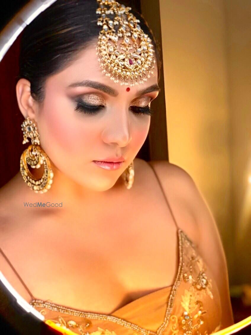 Photo From DESI LOOKS GOES SAVAGE  - By Makeup by Akanksha