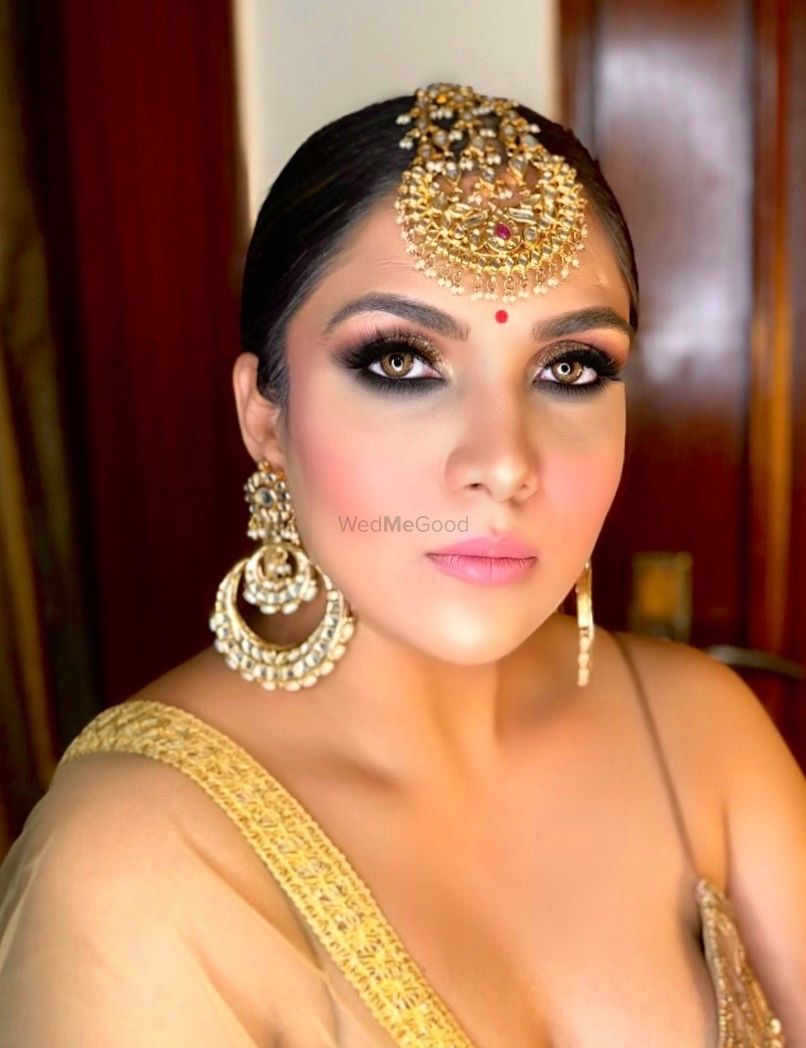 Photo From DESI LOOKS GOES SAVAGE  - By Makeup by Akanksha