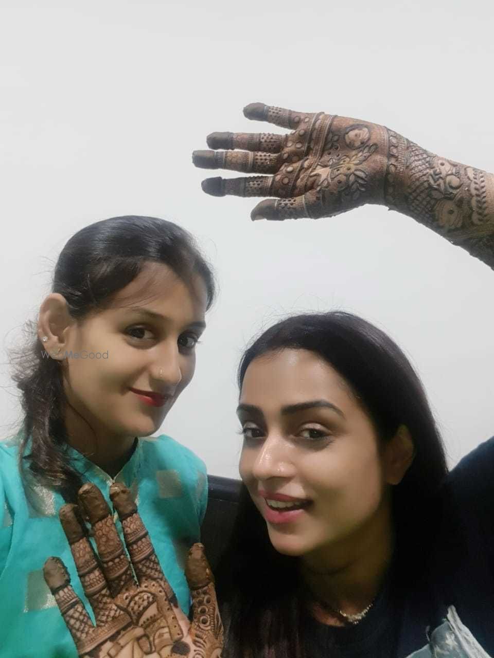 Photo From TV Celebrity Actress Mrs.Parul Chauhan - By Charmi Goswami Mehendi Artist