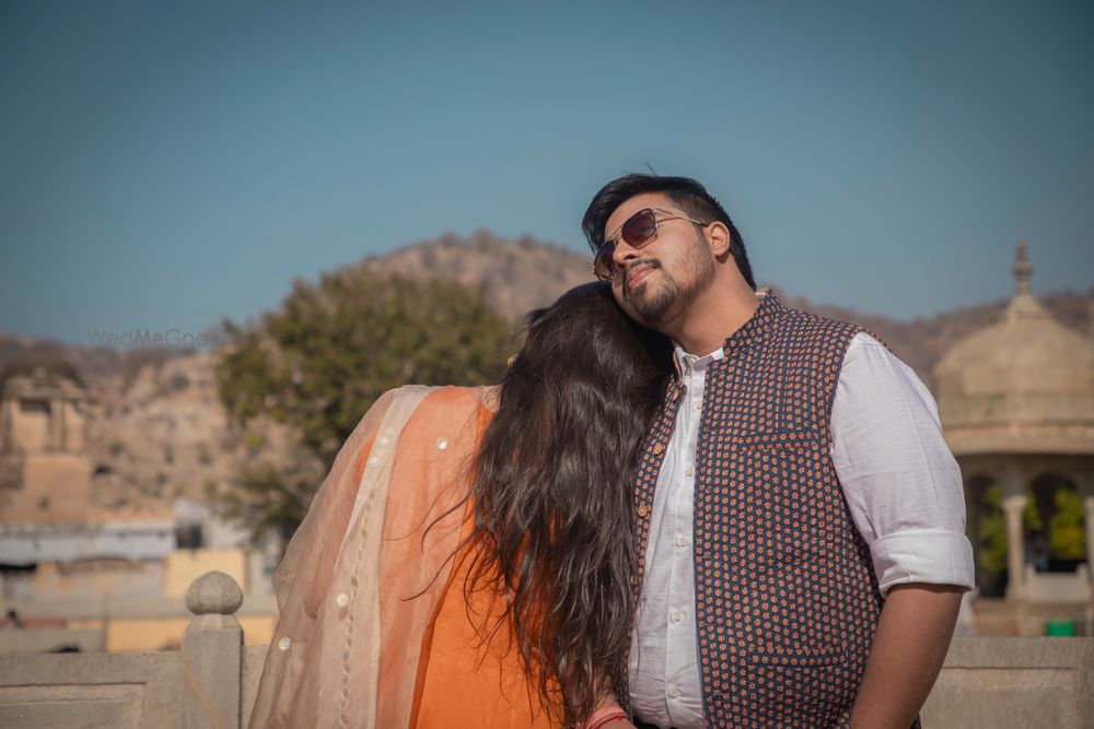 Photo From Harshit & Shrishti pre wedding pics - By Lenswork Studio