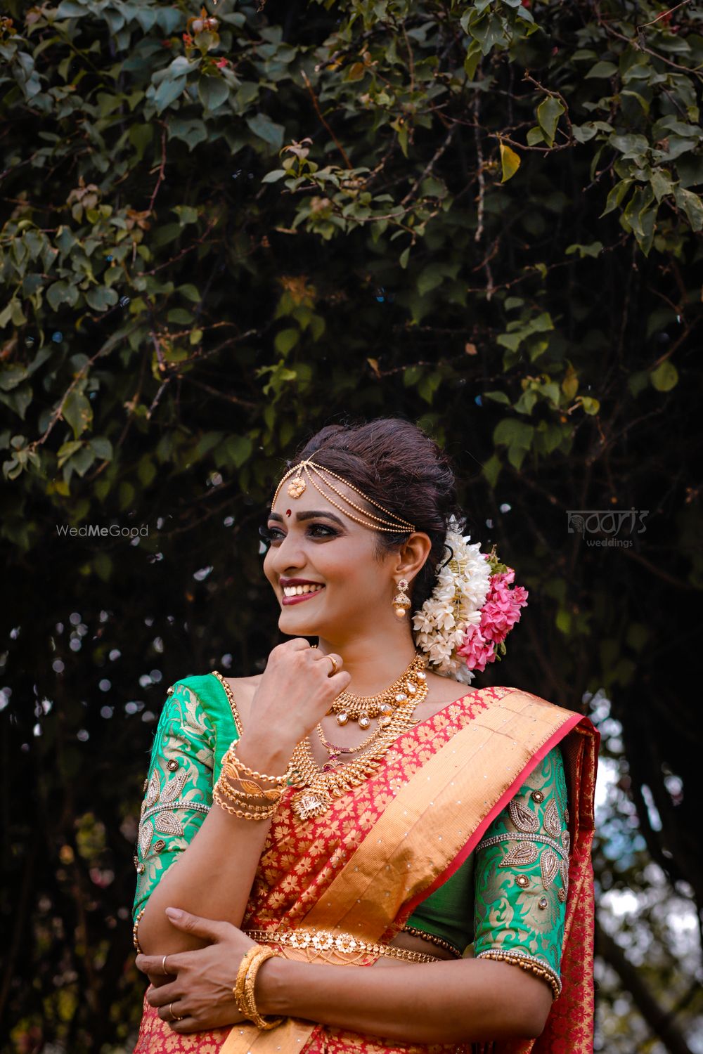 Photo From Hindu bridal portrait - By Naari's Weddings