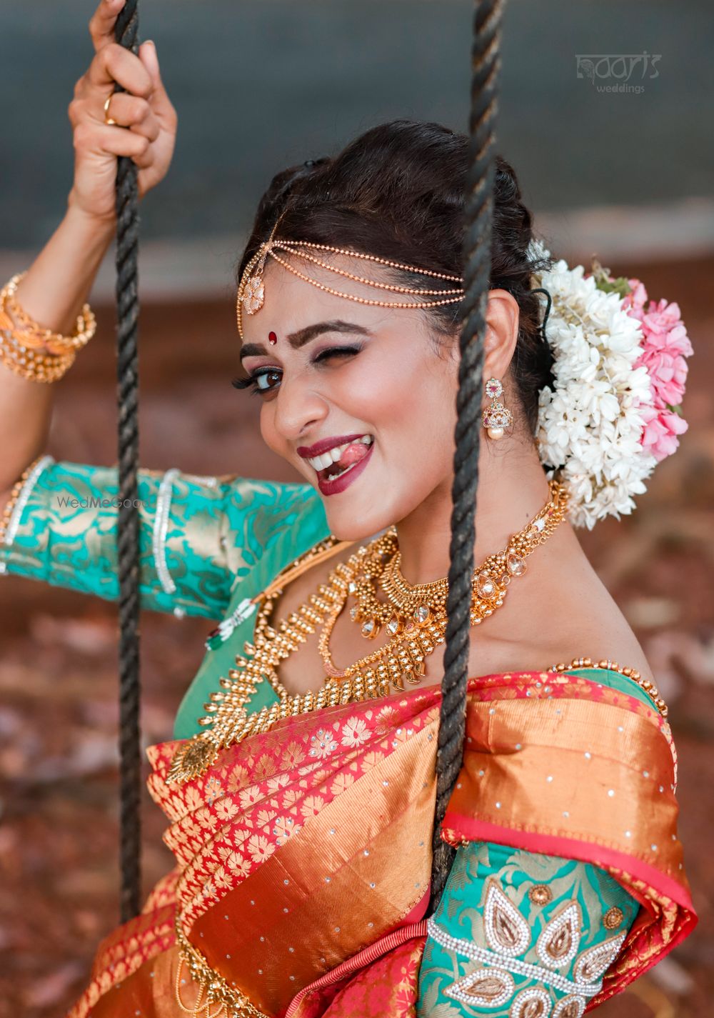 Photo From Hindu bridal portrait - By Naari's Weddings