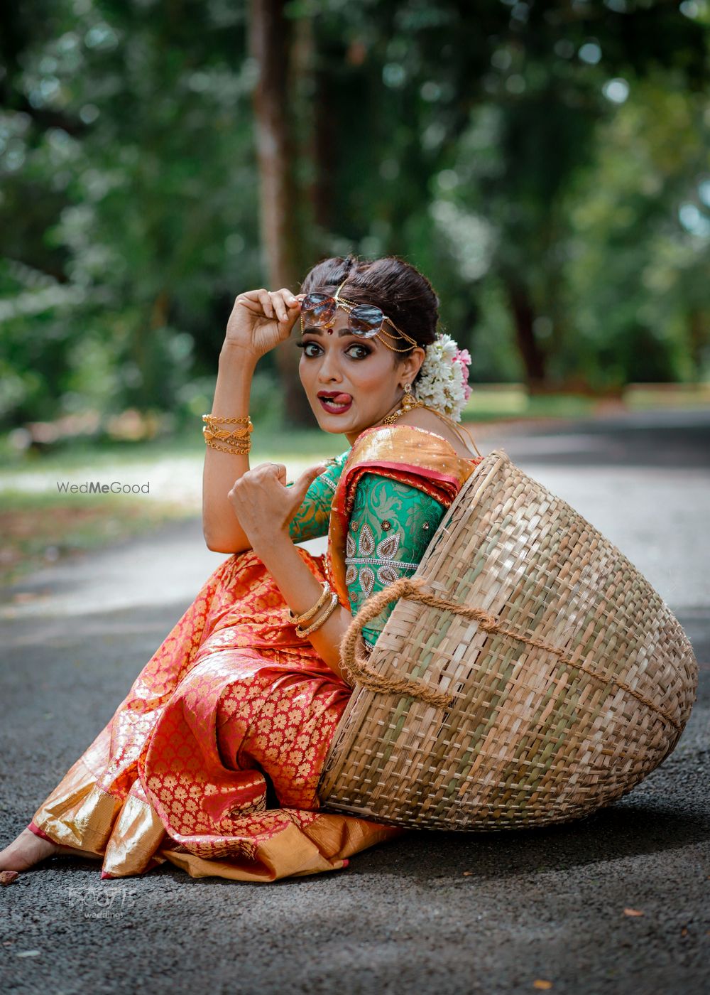 Photo From Hindu bridal portrait - By Naari's Weddings