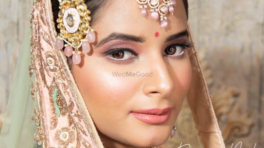 Jasmine Nanda Makeup Artist