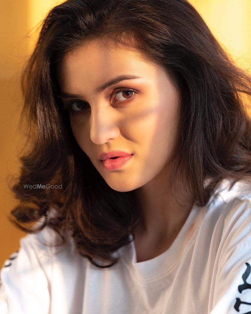 Photo From Dewy & Glowing Makeup Looks - By Makeup by Shravya Shetty