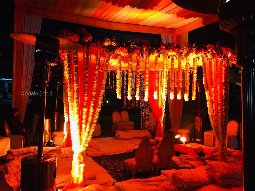 Photo From Wedding Decor Golden Tulip - By AHD Events & Decor