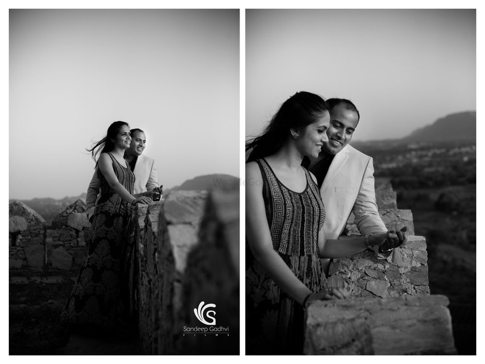 Photo From Pre-Wed | Tanay-Vidushi - By Sandeep Gadhvi Photography