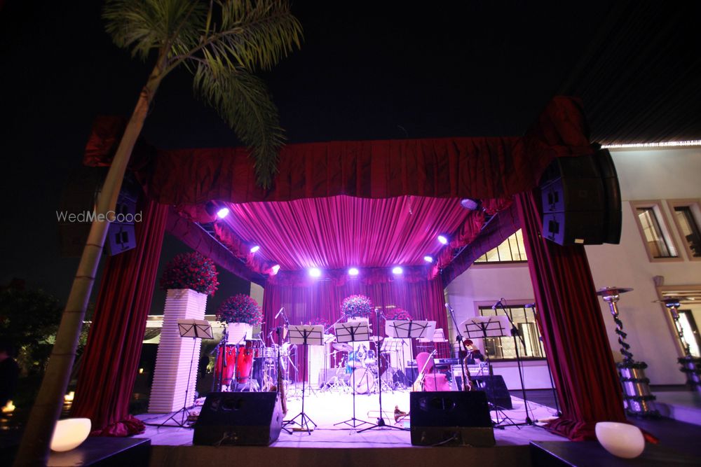 Photo From Red & Black Theme Decor - By Show Mania Events & Entertainment