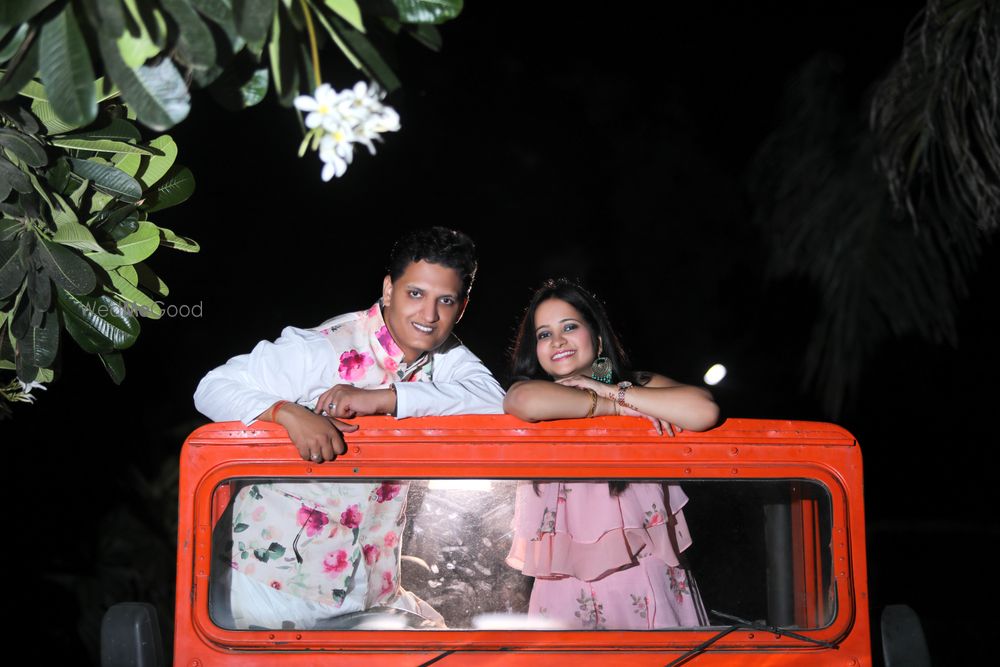 Photo From UPASANA AND VAIBHAV PRE WEDDING - By Omika Films and Production