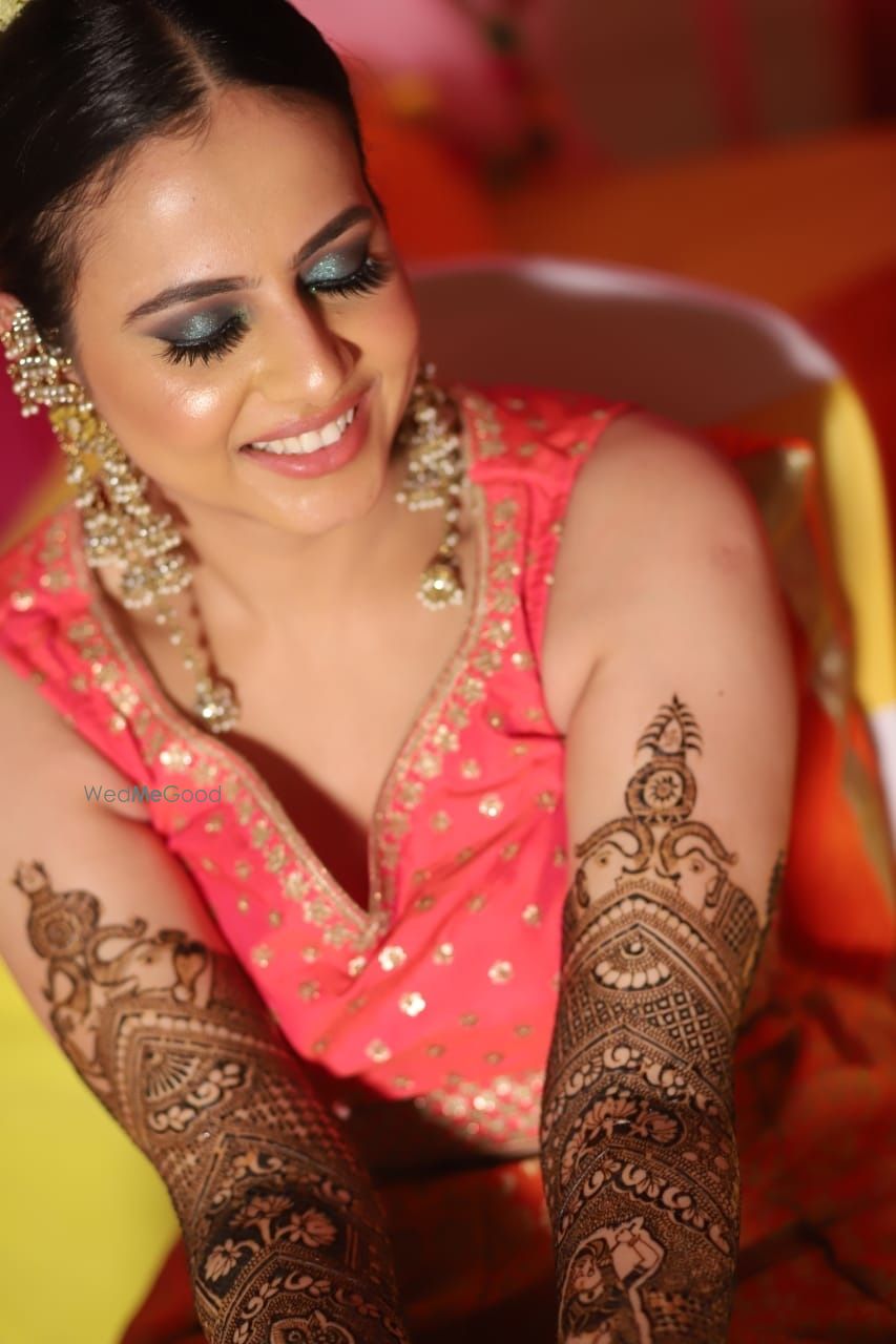 Photo From Akanksha❤️ mehndi - By Monah Khurana Makeup Artist