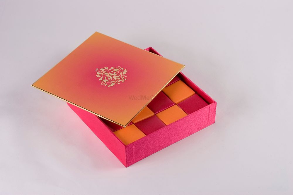Photo of Ombre pink and orange wedding card box