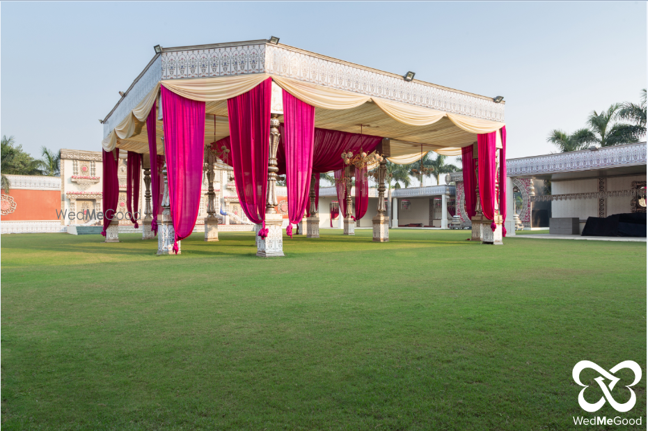 Photo From Lawn 2 - By Chhatarpur Central by Ferns N Petals