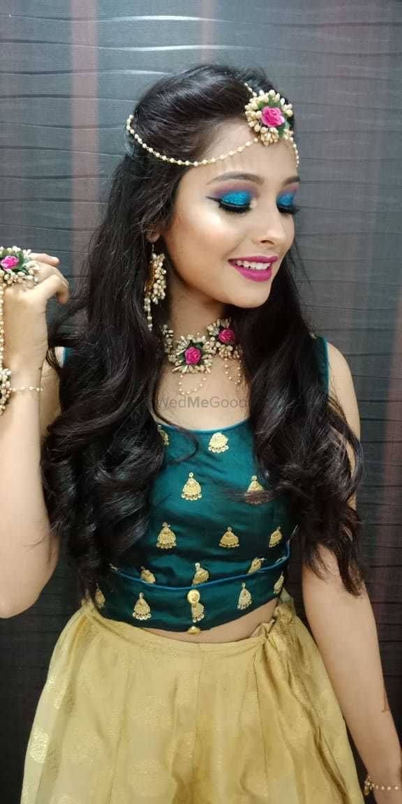 Photo From Mehendi Makeup - By Flawless Faces by Preet