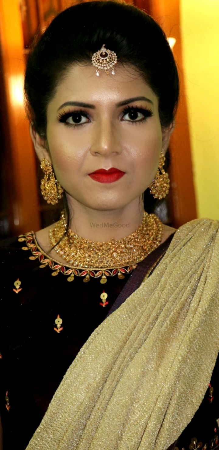 Photo From Engagement Makeups - By MOBLINA MAKEUP STUDIO