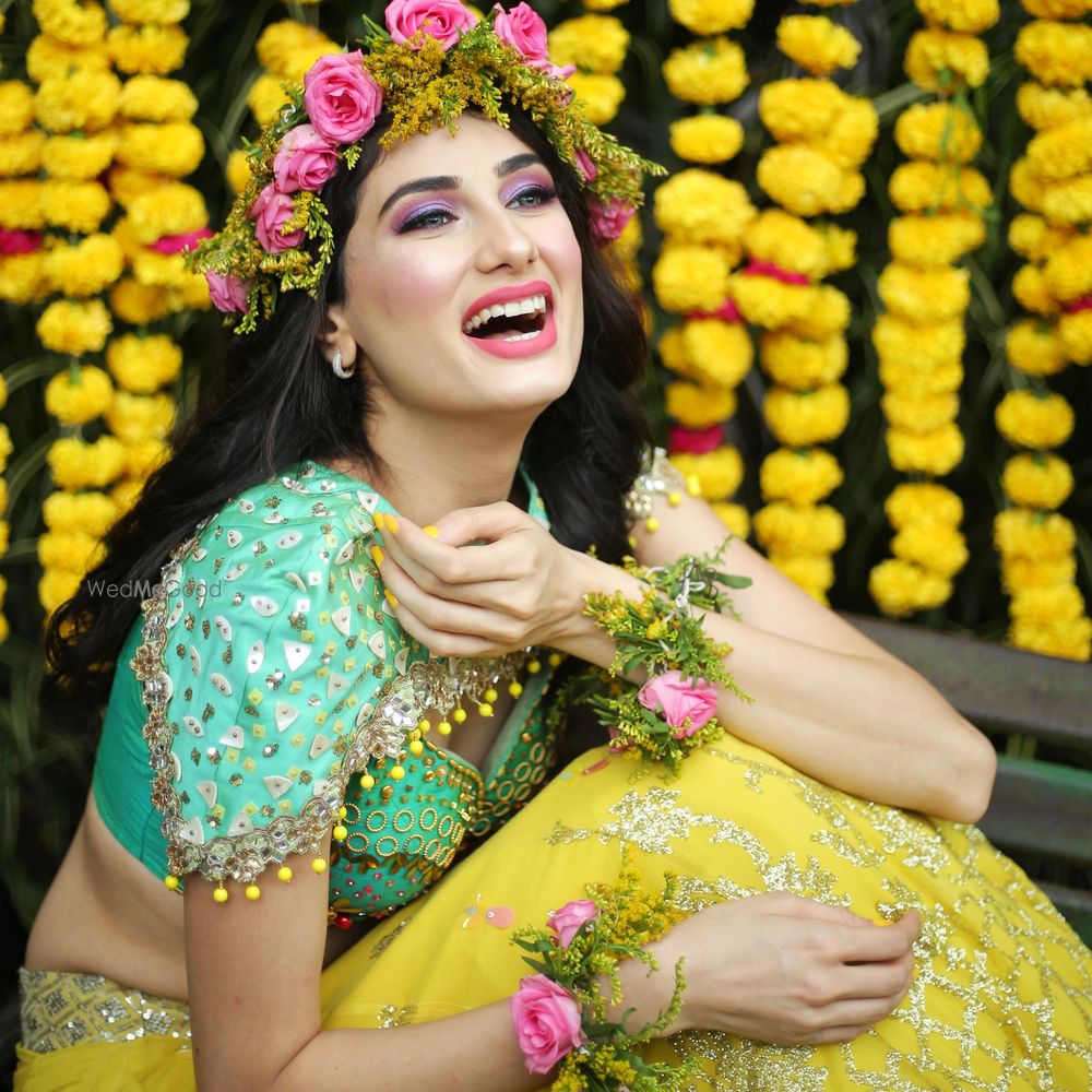 Photo From Haldi Bride - By Aayushi Hatuniya Makeovers