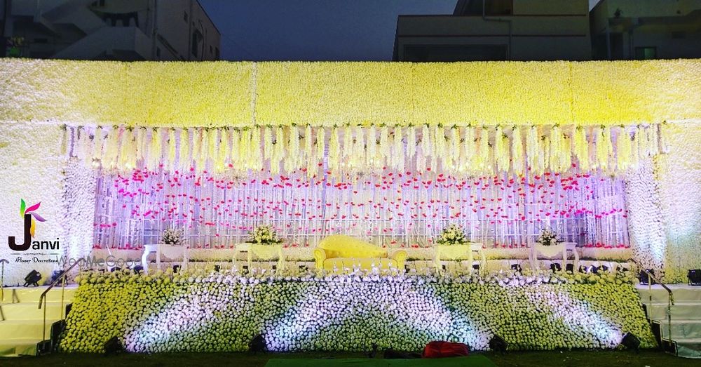 Photo From Reception stages - By Janvi Flower Decoration