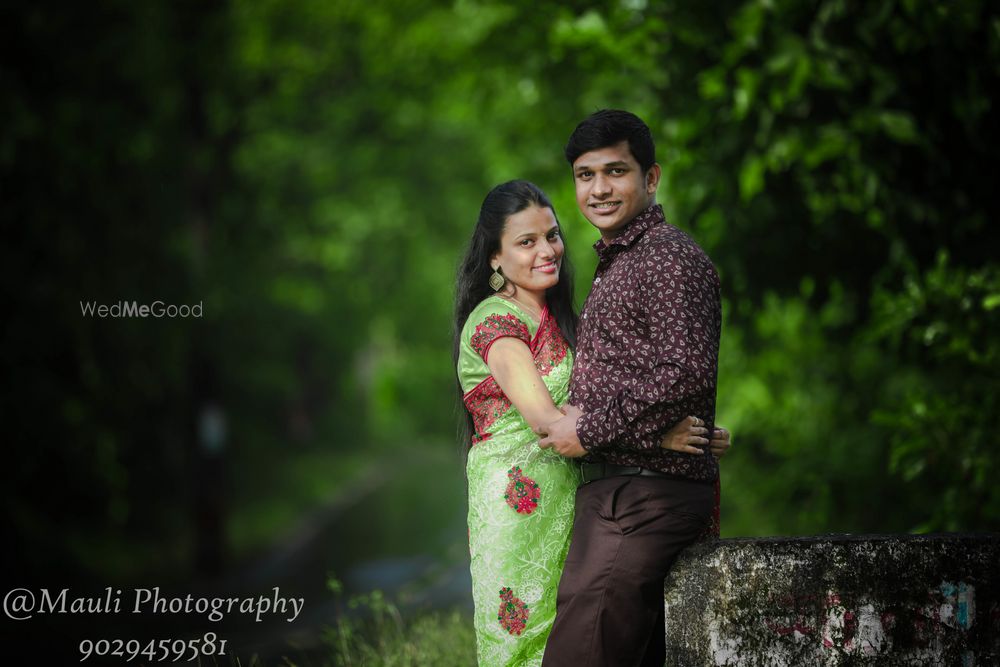 Photo From Pre-wedding - By Mauli Photography & Film's