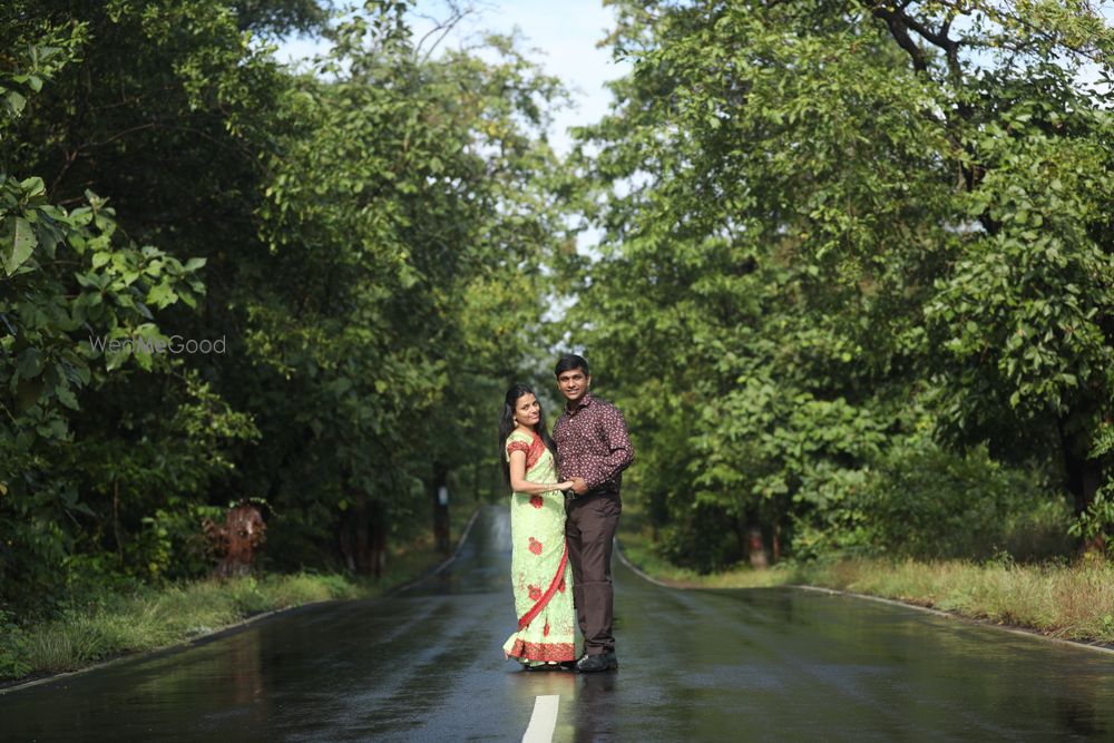 Photo From Pre-wedding - By Mauli Photography & Film's