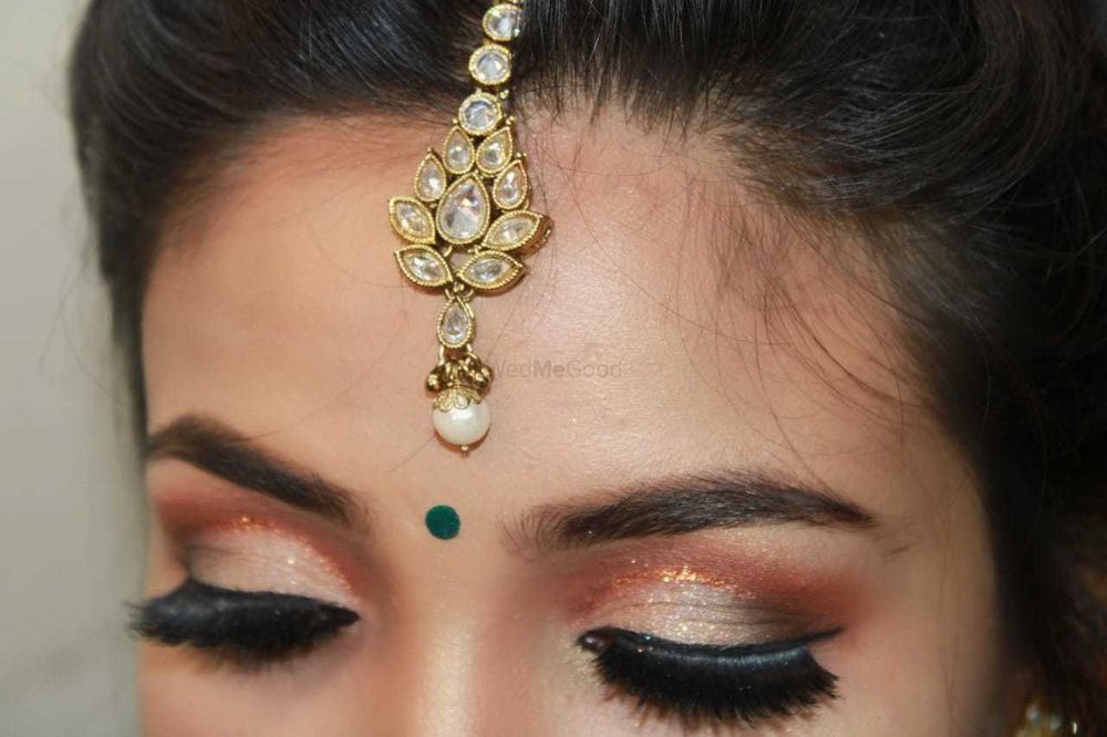 Photo From Engagement Makeup - By Pooja Makeovers