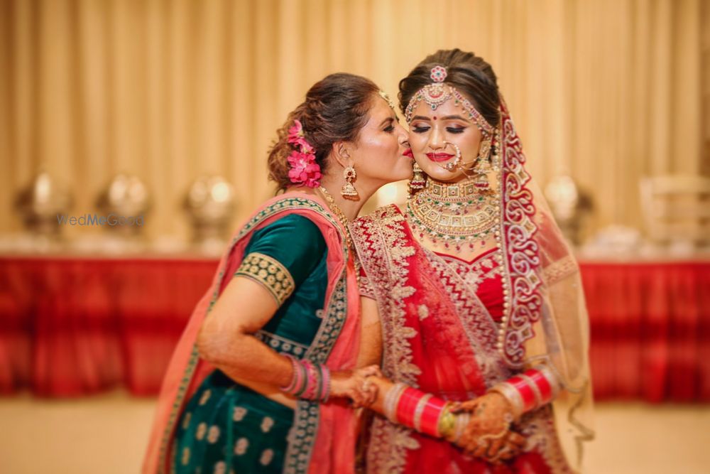 Photo From Brides portrait - By Rohit Bhoir Photography