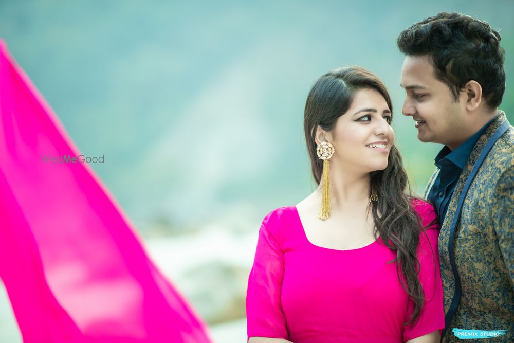 Photo From Divya & Sharad Pre Wedding - By Premix Studio